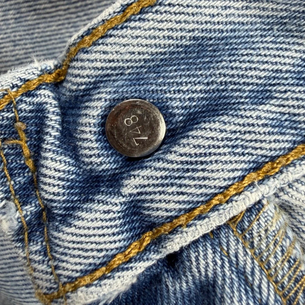 Vintage 90s Levi's 505 Regular Fit Men's 42x30 Light Wash Denim Jeans Fits 40x29